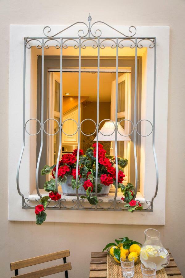 Lianelia Boutique Village House Argyrades Buitenkant foto